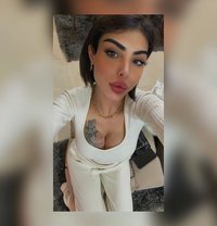 Rouh 19 cm - Transsexual escort in Beirut Photo 1 of 28