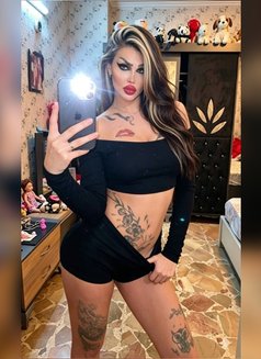 روحrouh - Transsexual escort in Damascus Photo 6 of 7