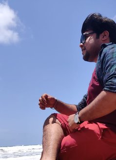 Mr. Midnight - Male escort in Kolkata Photo 2 of 4