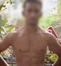 Rowdy - masseur in Mumbai Photo 1 of 2