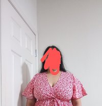 Woman with vices - escort in Mumbai