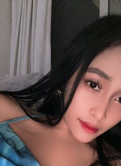 Roxan - escort in Abu Dhabi Photo 3 of 4