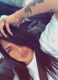 Roxana - escort in Dubai Photo 10 of 13