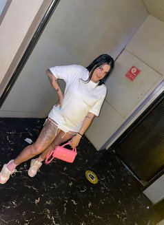 Roxana - escort in Dubai Photo 11 of 13