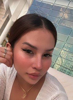 Roxanna - escort in Dubai Photo 7 of 8