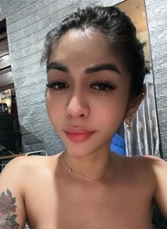 Roxanne - Transsexual escort in Davao Photo 12 of 12