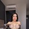 Roxanne is New in town - Transsexual escort in Abu Dhabi Photo 3 of 17