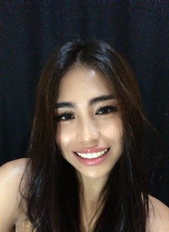 Roxie - Transsexual escort in Manila Photo 8 of 9