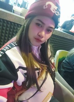 Roxy - escort in Taipei Photo 6 of 6