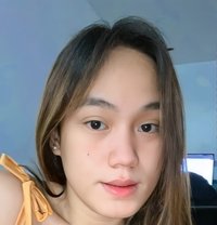 Roxy Fox, Filipino Transsexual escort in Kuala Lumpur