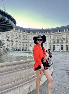 Roxy Asian - Transsexual escort in Paris Photo 16 of 30