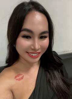Roxy Francine - Transsexual escort in Bangkok Photo 1 of 1