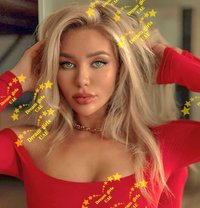 ROXY FULL SERVICE - escort in Abu Dhabi Photo 1 of 9