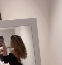 Roxy - escort in Al Manama