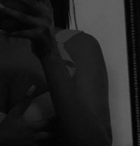 Roxy - escort in Accra