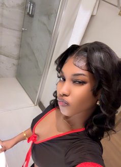 Roxy - escort in İstanbul Photo 1 of 5