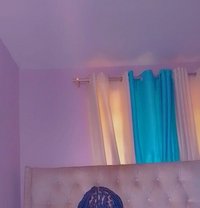 Roxylll - puta in Nairobi