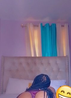 Roxylll - escort in Nairobi Photo 4 of 5