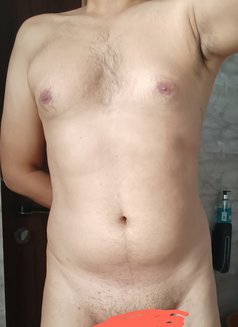 Roy - Male escort in Ahmedabad Photo 3 of 3