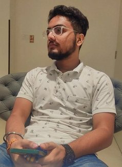 Roy - Male escort in Kolkata Photo 1 of 1