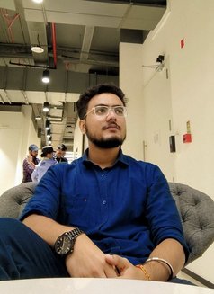 Roy - Male escort in Kolkata Photo 2 of 2