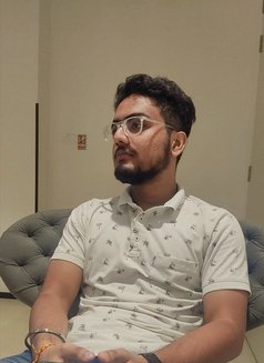 Roy - Male escort in Kolkata Photo 2 of 2