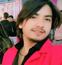 Roy - Male escort in New Delhi