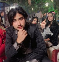 Roy - Male escort in New Delhi