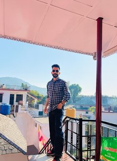 Roy - Male escort in Chandigarh Photo 5 of 6