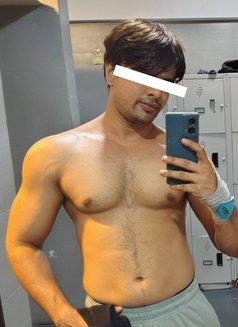 Roy - Acompañantes masculino in Mumbai Photo 4 of 4