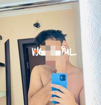 Roy - Male escort in New Delhi