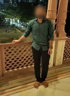 Royal - Acompañantes masculino in Mumbai Photo 1 of 1