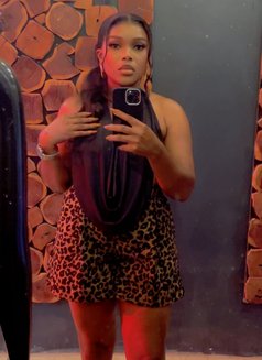 Royalty - masseuse in Abuja Photo 2 of 4