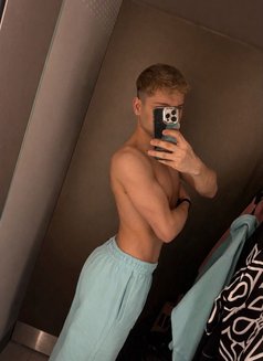 Roymassage🇹🇷 - Male escort in Khobar Photo 5 of 17