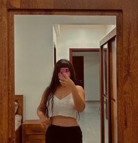 Roza - escort in Muscat