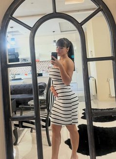 Roza - puta in Muscat Photo 13 of 18