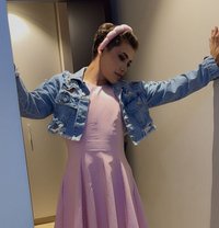 Roza - Transsexual escort in Beirut