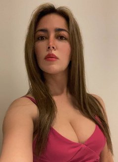 Roza - escort in Dubai Photo 1 of 1