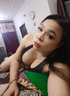 Rozaline - Transsexual escort in Chandigarh Photo 10 of 19