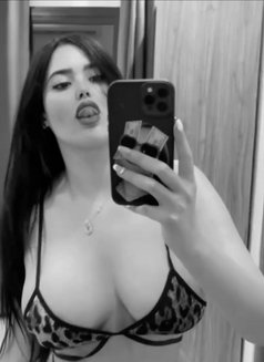 Sexyy Rozan - escort in Khobar Photo 11 of 21