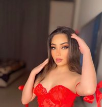 Roze - escort in Dubai