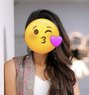 Rozi 🥰 - puta in Bangalore Photo 1 of 4