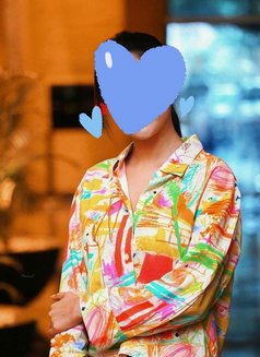 Rozi 🥰 - puta in Bangalore Photo 2 of 2