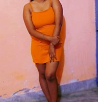 Rozy - escort in Kolkata