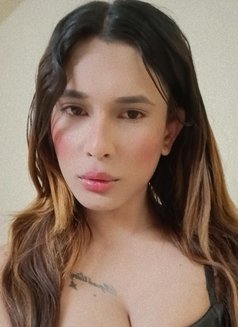 Rozy Ts - Transsexual escort in Vadodara Photo 3 of 5