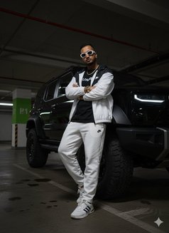 Inas - Male escort in Dhaka Photo 1 of 1