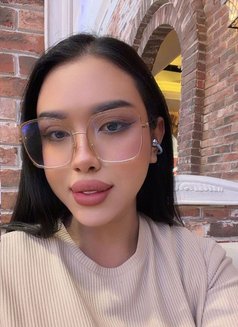 Rshita Both Strong big dick half🇹🇭🇹🇷 - Acompañantes transexual in Muscat Photo 21 of 21