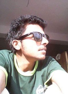 Rsn - Masajista in Kathmandu Photo 2 of 2