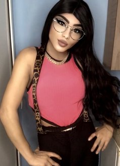 Rta - Acompañantes transexual in Beirut Photo 2 of 12