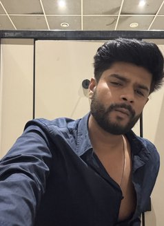 Ru Ru - Acompañantes masculino in Mumbai Photo 4 of 6